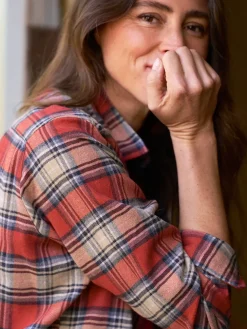 Frank & Eileen Eileen Relaxed Button-Up Shirt in Washed Red Plaid