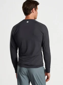Peter Millar Aurora Performance Long-Sleeve T-Shirt in Black